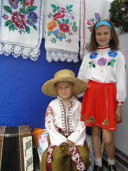 село - Mnov