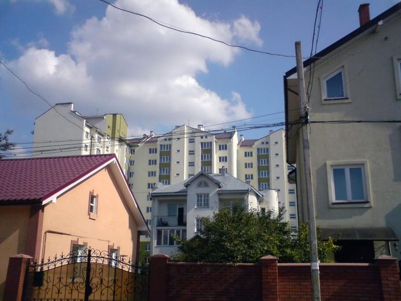 Долини - Угринов