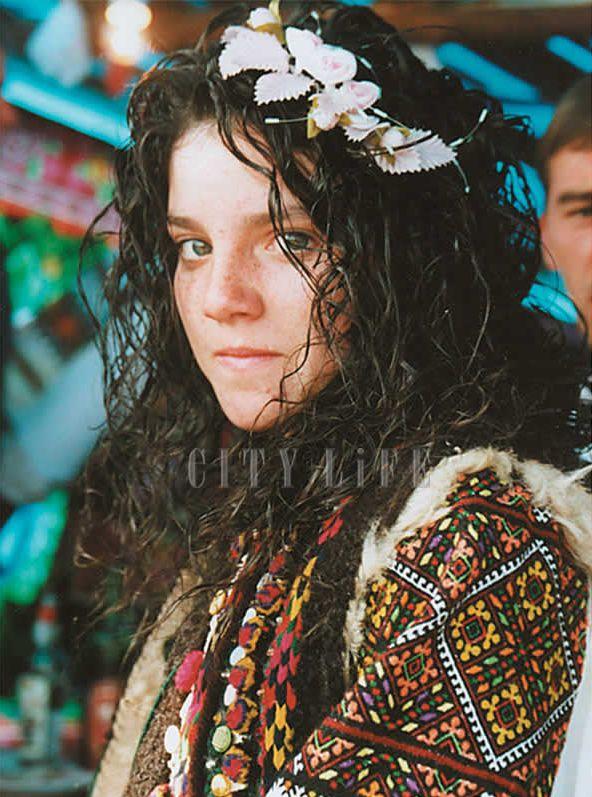 Парад вишиванок - Угринов