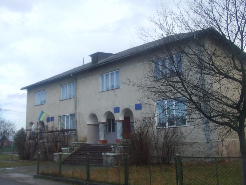 сільська рада , бібліотека . Народний дім - Грабовець