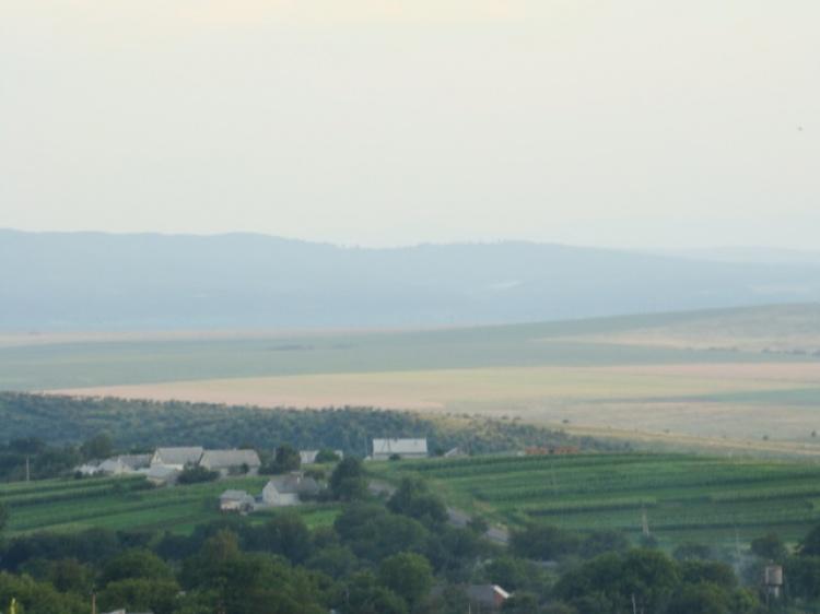 Село - Малий Кучурів