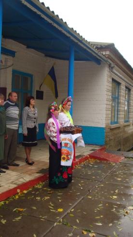 школа - Велика Ростівка