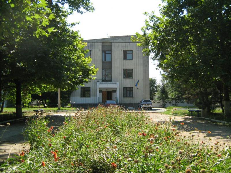 Нижнегорский - Нижньогірський
