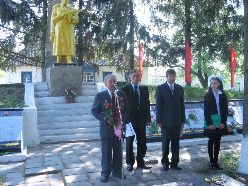 65-летие Победы в Великой Отечественной войне - Беседівка