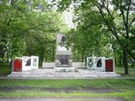 Памятники Староверовки