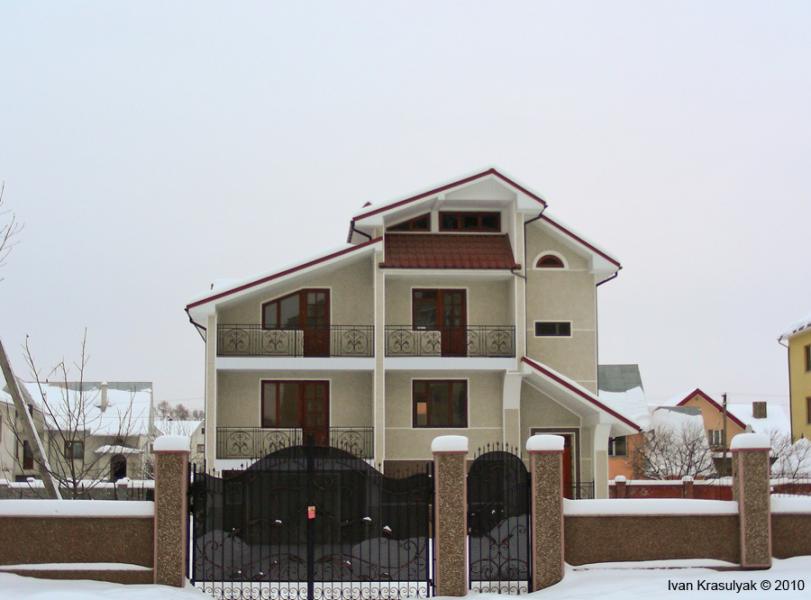 Долини - Угринов