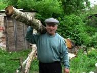 жителі села