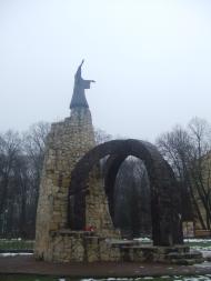 Пам'ятники, скульптури