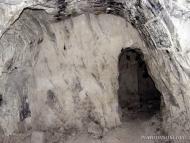 Наугольнівський печерний монастир