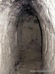 Наугольнівський печерний монастир