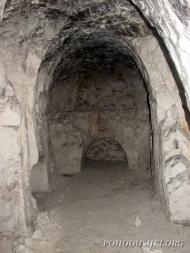 Наугольнівський печерний монастир