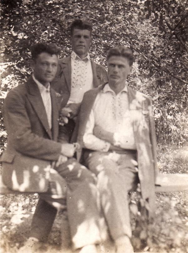 Згадайте нас, ми теж жили колись... - Горобіївка