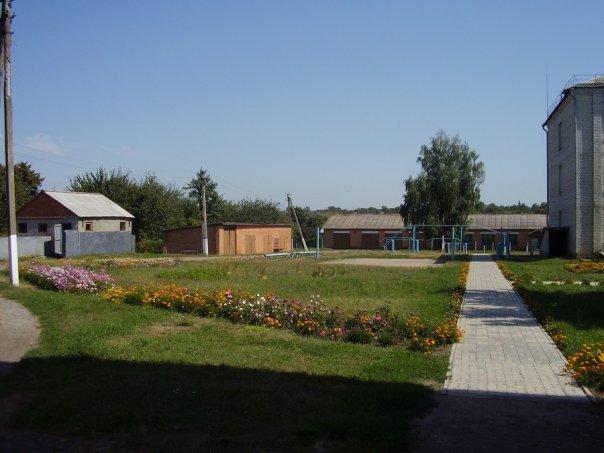 Жовтневе - Жовтневое