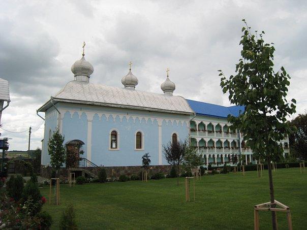 Банченський монастирь - Банчени