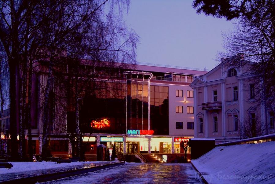 Ночь. Улица. Фонарь. - Вінниця