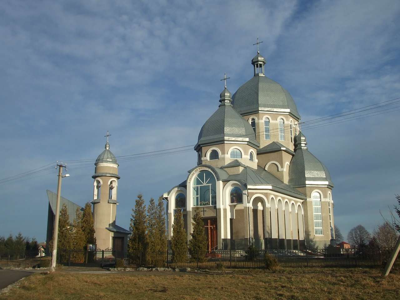 церква Успіння Пресвятої Богородиці - Strilkiv