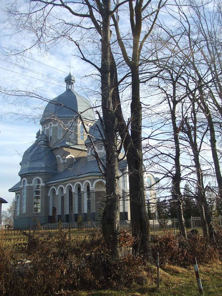 церква Успіння Пресвятої Богородиці - Стрілків