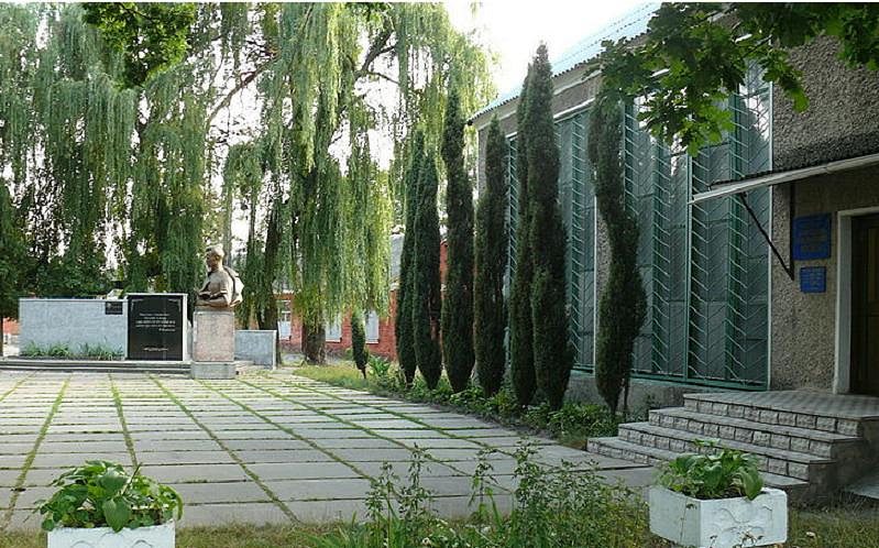 ОСЕРЕДКИ ЗНАНЬ ТА ДУХОВНОСТІ - Боярка