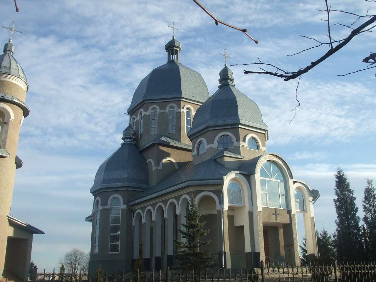 церква Успіння Пресвятої Богородиці - Strilkiv