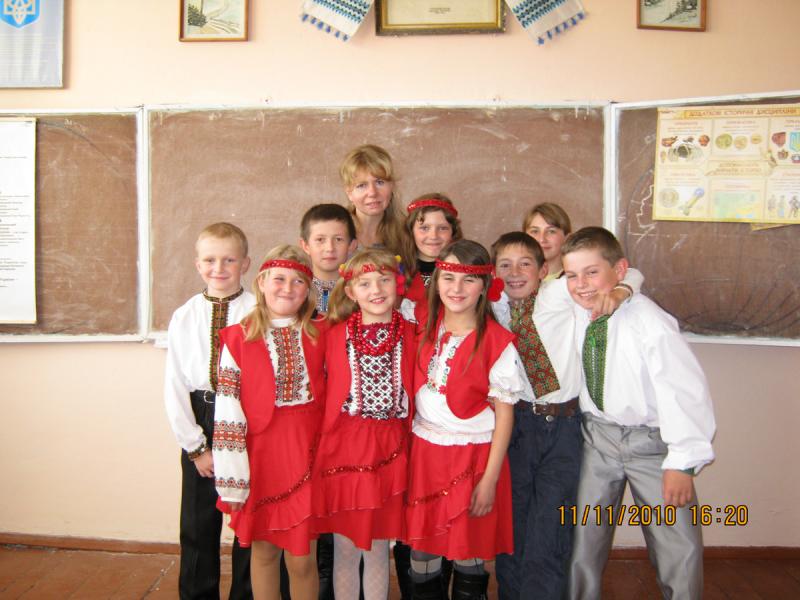 Велеснівська Загальносвітня школа - Велеснів