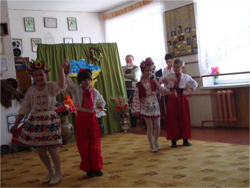 Школа - Несвіч