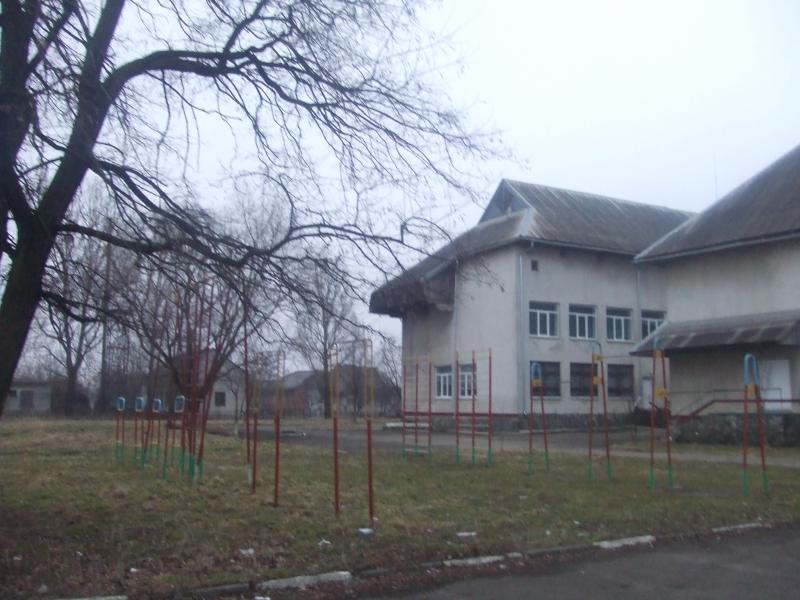 школа - Угерско