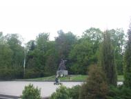 Пам'ятники, скульптури