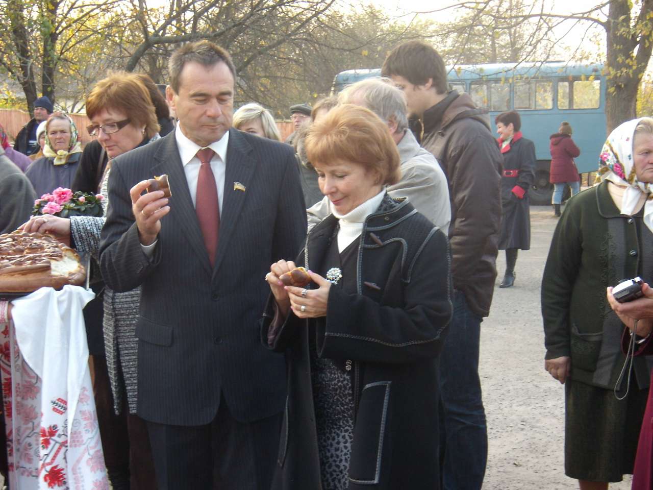 Відкриття пам\'ятника В.Капністу, 2008 рік - Велика Обухівка