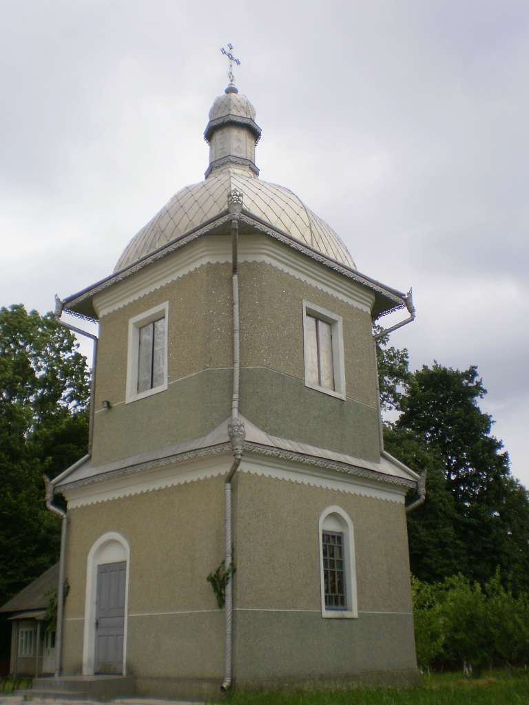 Храм - Карапчив