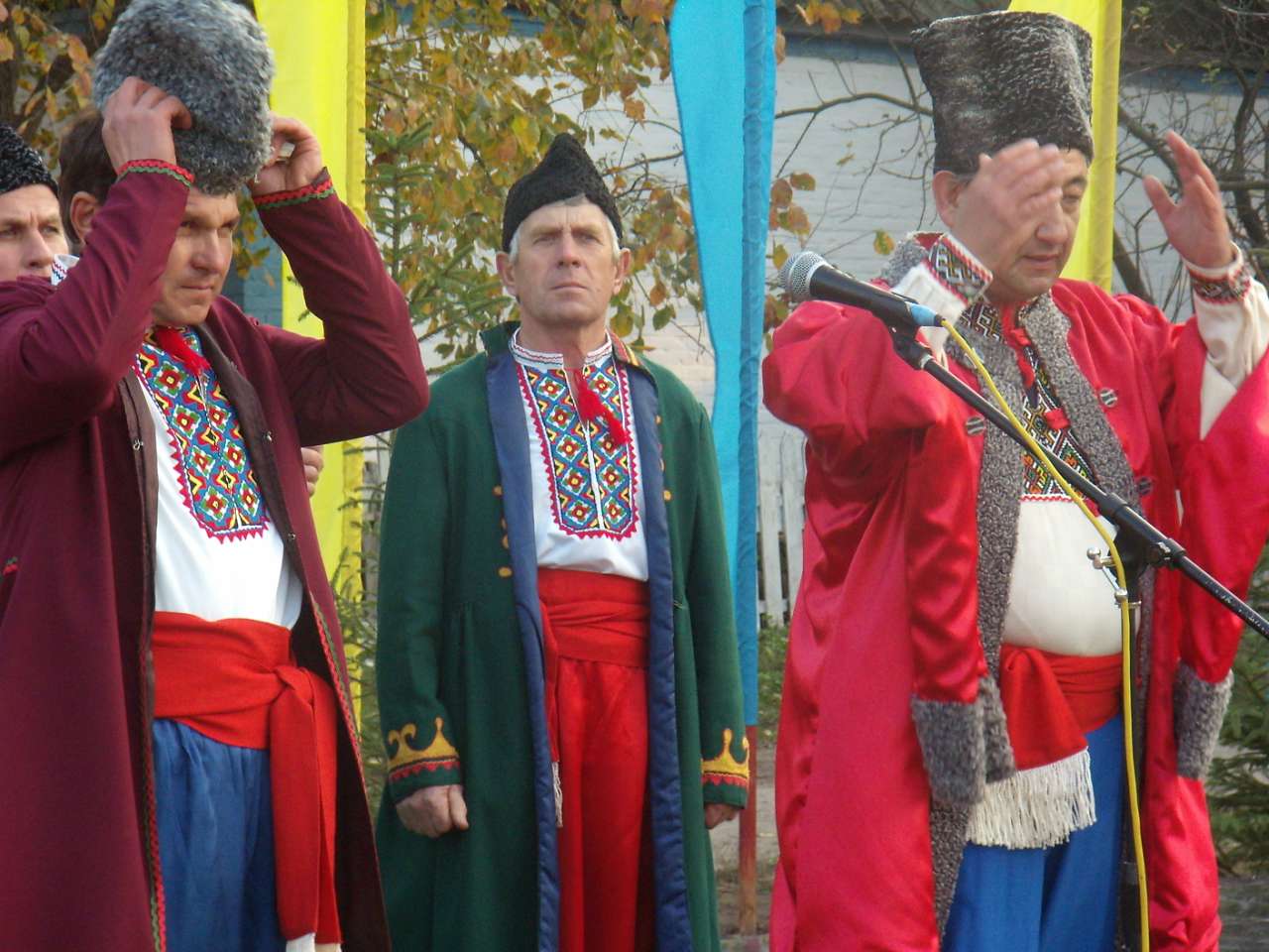 Відкриття пам\'ятника В.Капністу, 2008 рік - Велика Обухівка