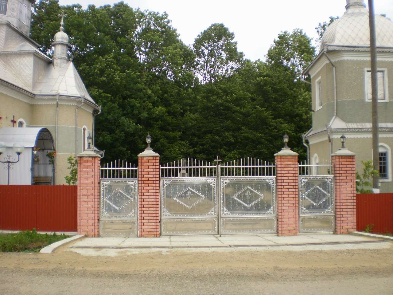 Храм - Карапчив