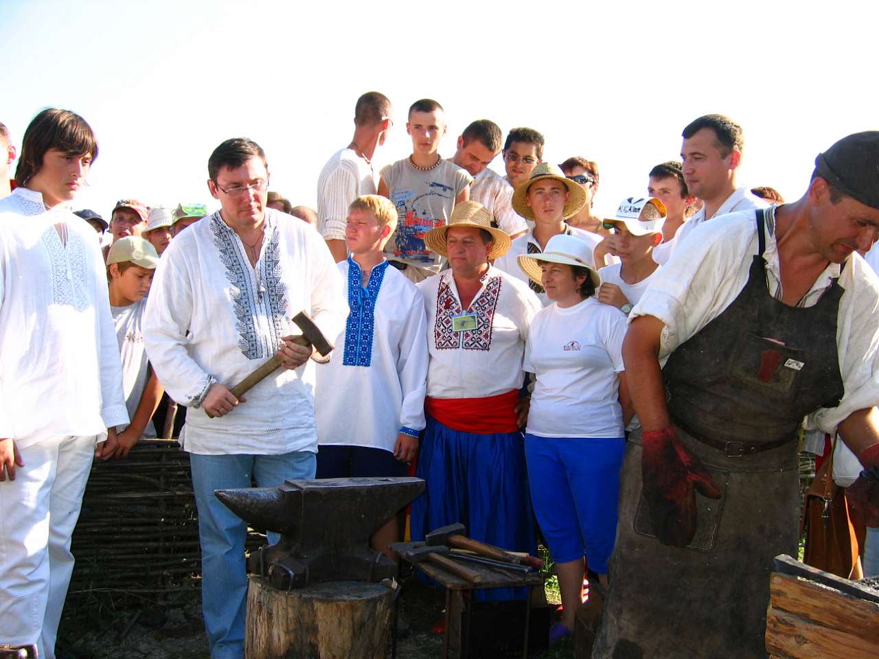 Антологія ковальського мистецтва.В.Сорочинці - Трудолюб