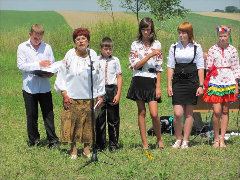День села - Несвіч