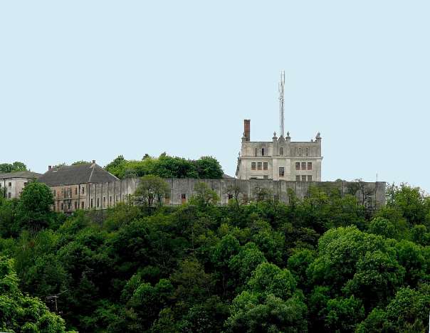 Ягільницький замок - Ягельница