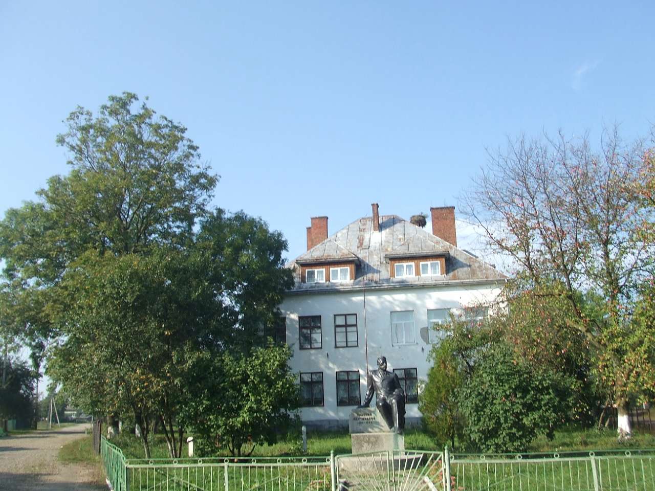 школа - Тейсарів