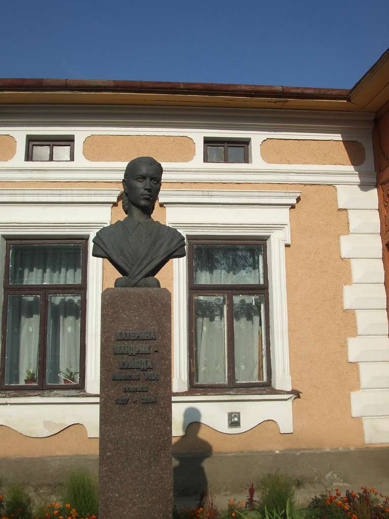 пам'ятники - Болехів
