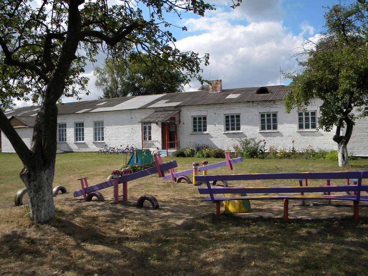 Андрусіїв. Школа 1-2 ст. - Андрусіїв