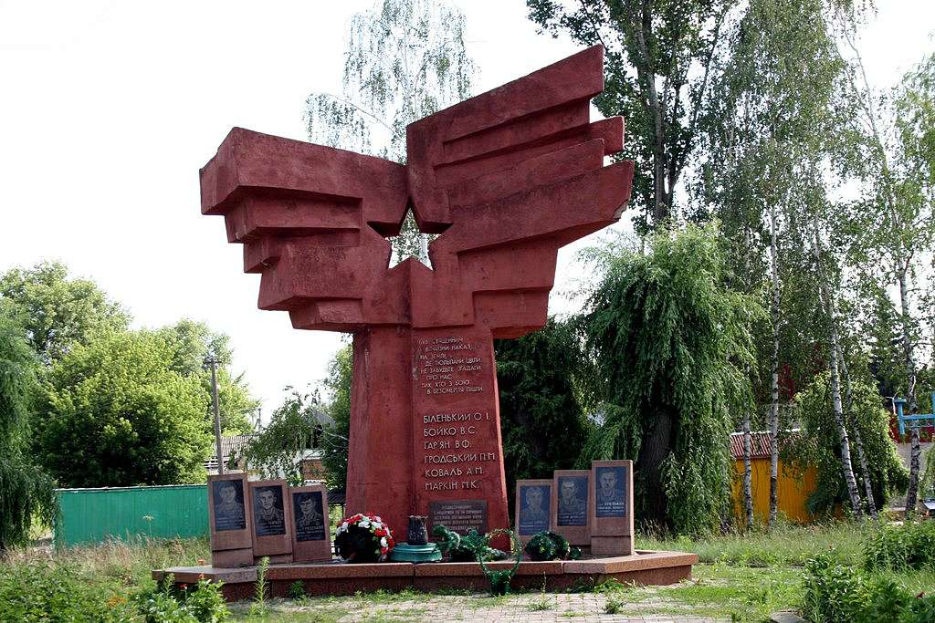 Давнє місто - Любар