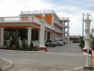 В НИКОЛАЕВКЕ ЕСТЬ ГДЕ ОТДЫХАТЬ