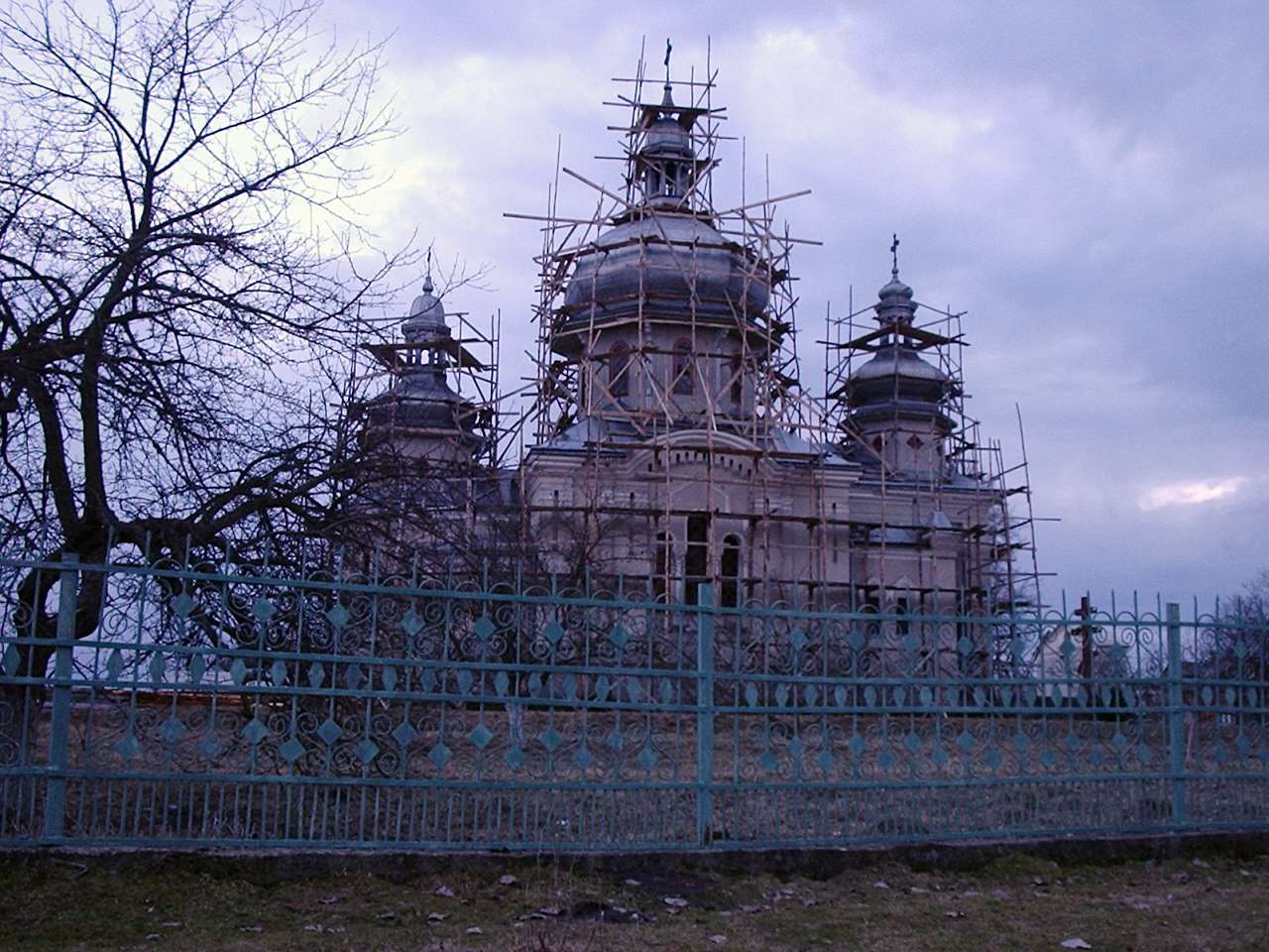 Церква Різдва Пресвятої Богородиці с.Завишень - Завишень