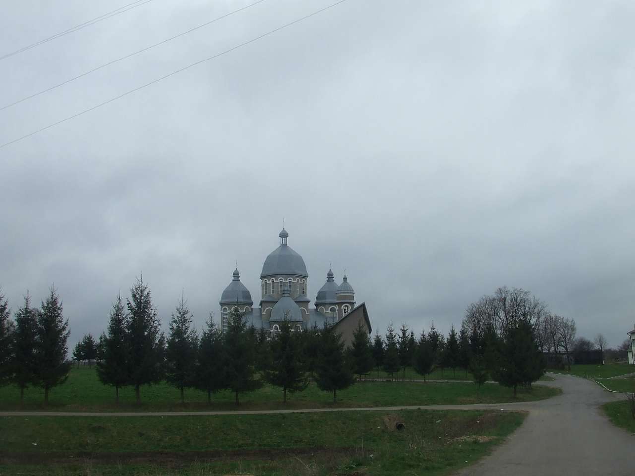 церква Успіння Пресвятої Богородиці - Strilkiv