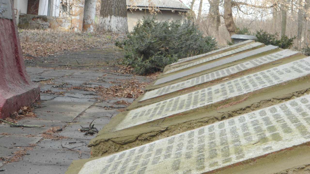 пам'ятники - Райгородок