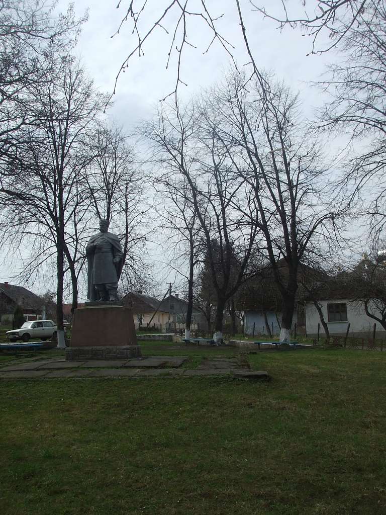 Пам'ятник Б.Хмельницькому - Дашава