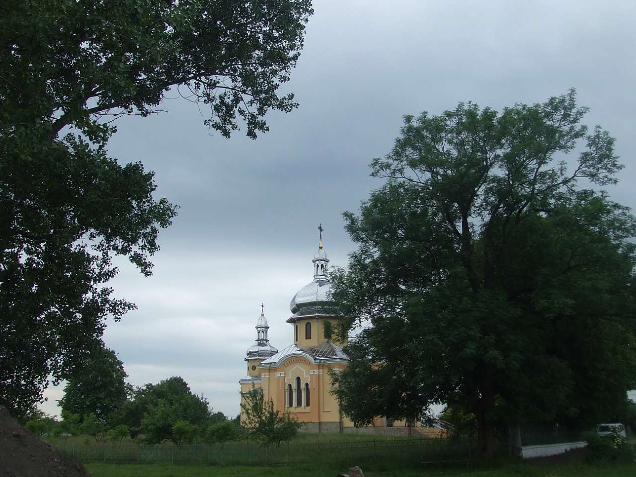 Церква Різдва Пресвятої Богородиці с.Завишень - Завишень