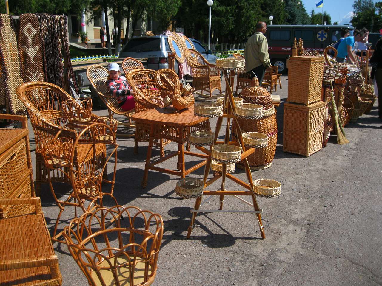 Троїцький ярмарок 3.06.2012. - Мена