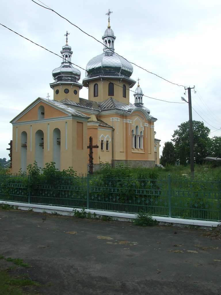 Церква Різдва Пресвятої Богородиці с.Завишень - Завишень