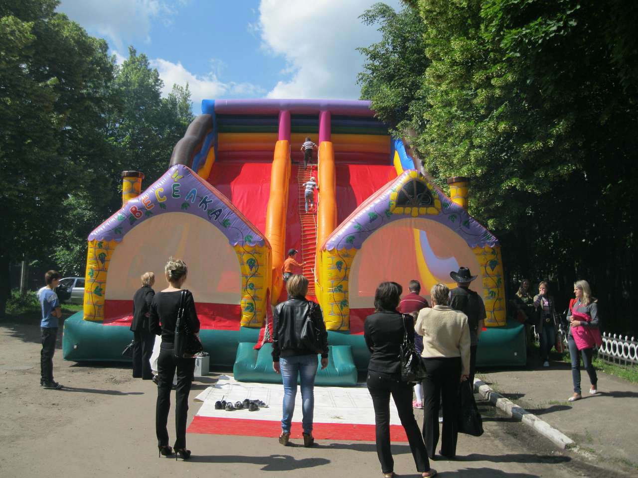 Троїцький ярмарок 3.06.2012. - Мена