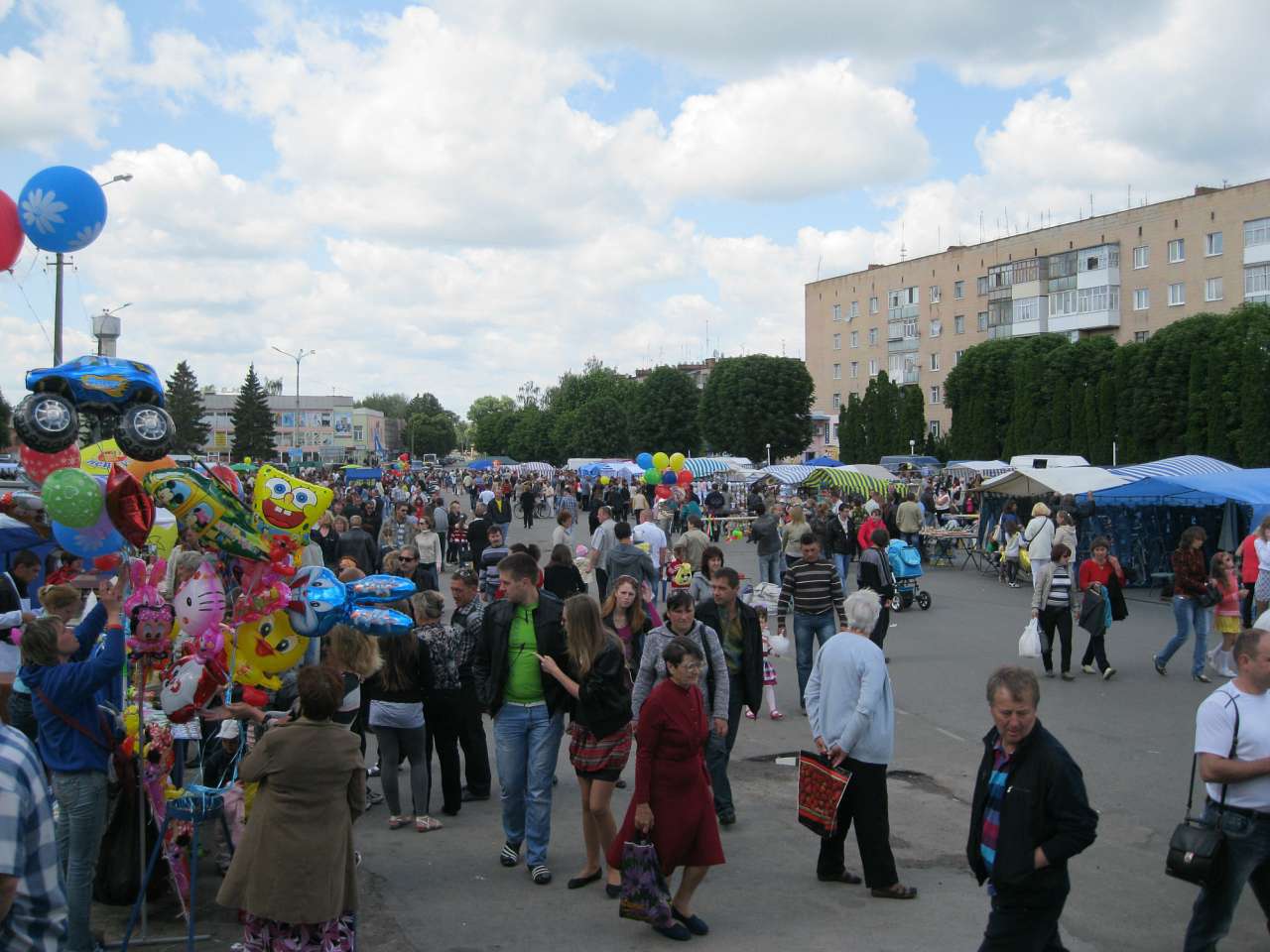 Троїцький ярмарок 3.06.2012. - Мена