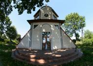 Капличка та хресна дорога