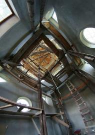 Капличка та хресна дорога